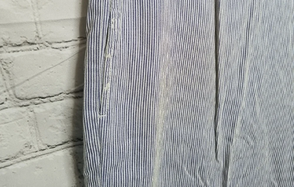 J. Crew Men's blue-white pinstripe pants size 33 X 32 EUC